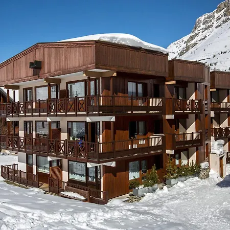 Chaleureux Et élégant, Front De Neige à Val D'isère, Proche Centre Et Pistes - Fr-1-694-190 Appartamento *